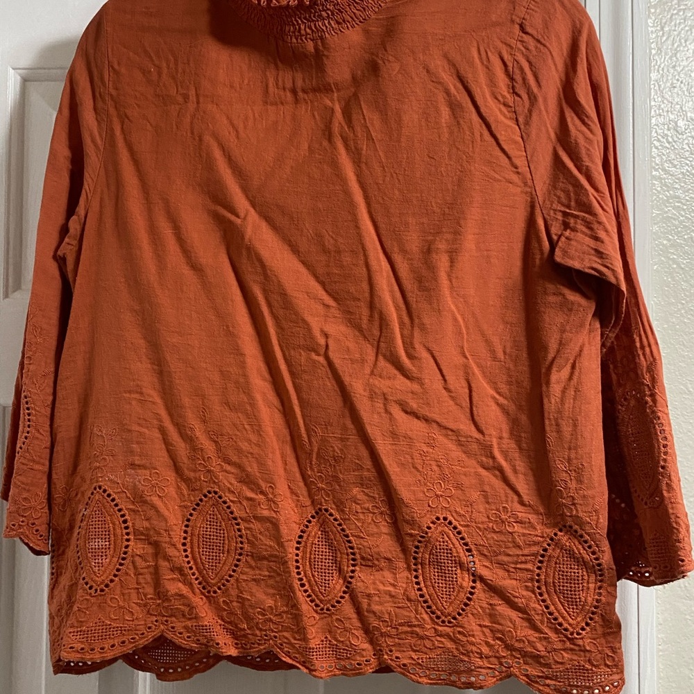 Orange top